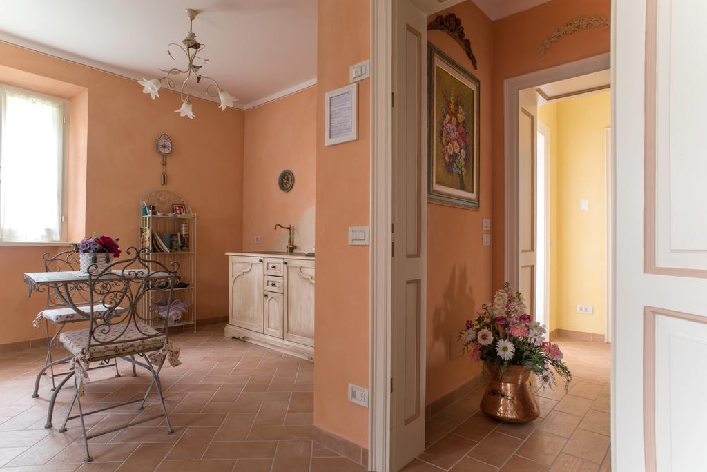 포지오베르니 Il Poggianino B&B 외부 사진